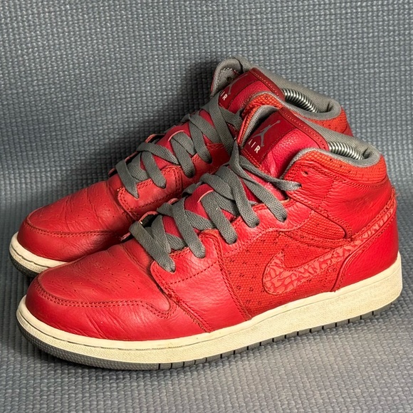 Jordan Other - Nike Air Jordan 1 Phat ‘Varsity Red’ Sneakers Size 7Y Sz 8.5 Women